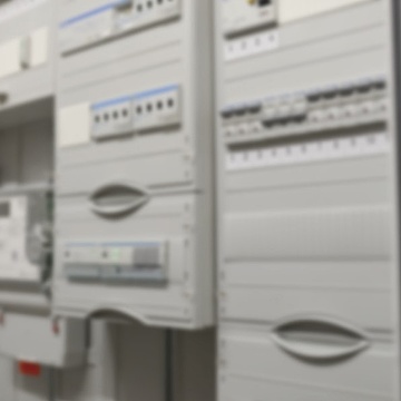 Schalt­schrank­bau bei Schlenck Elektrotechnik GmbH in Bayreuth
